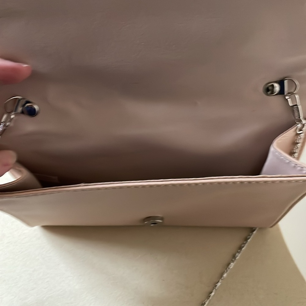 Handbag - Picture 2 of 3